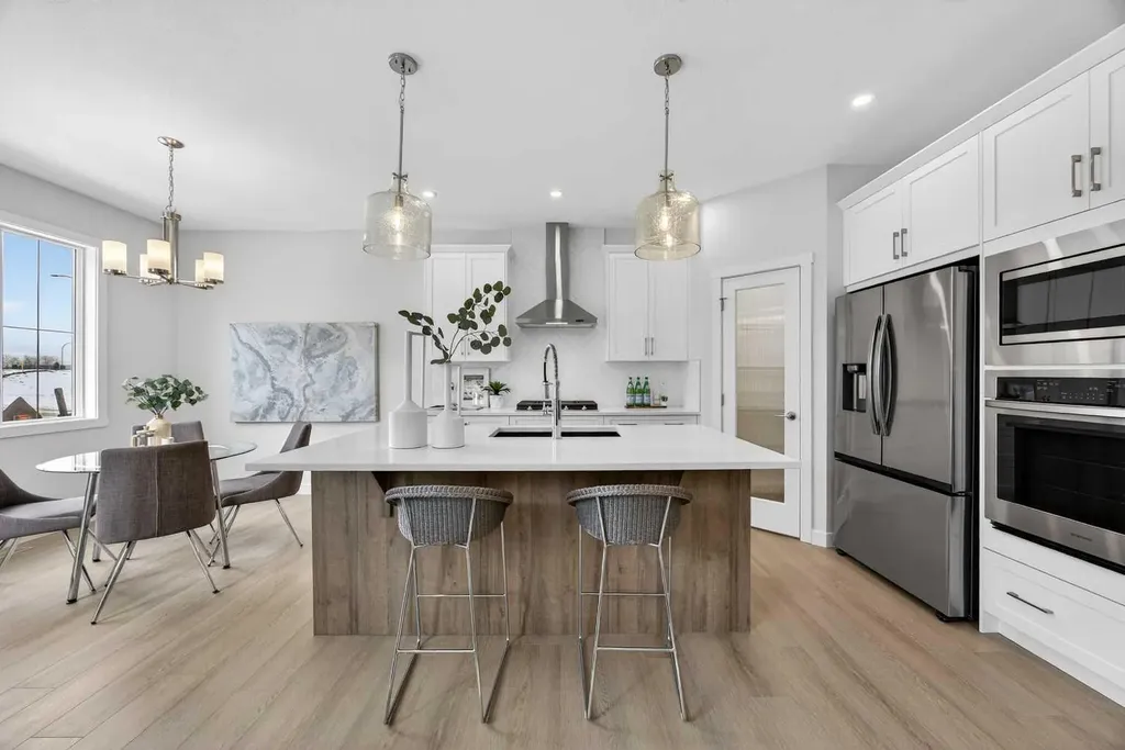 67 Versant Way SW Calgary AB T3M 4A4