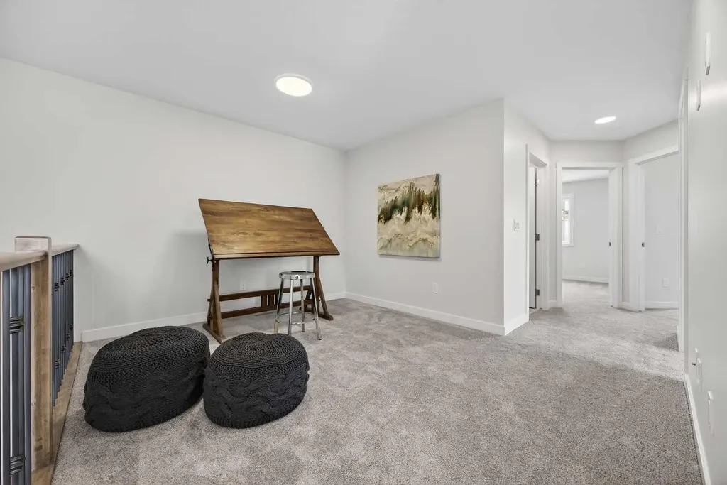 67 Versant Way SW Calgary AB T3M 4A4