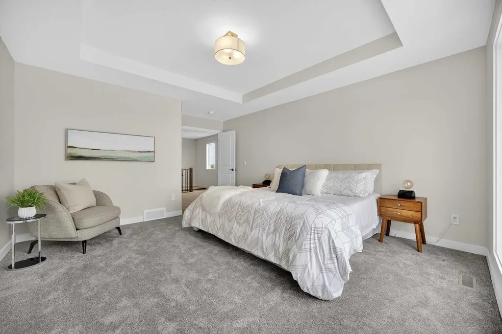67 Versant Way SW Calgary AB T3M 4A4
