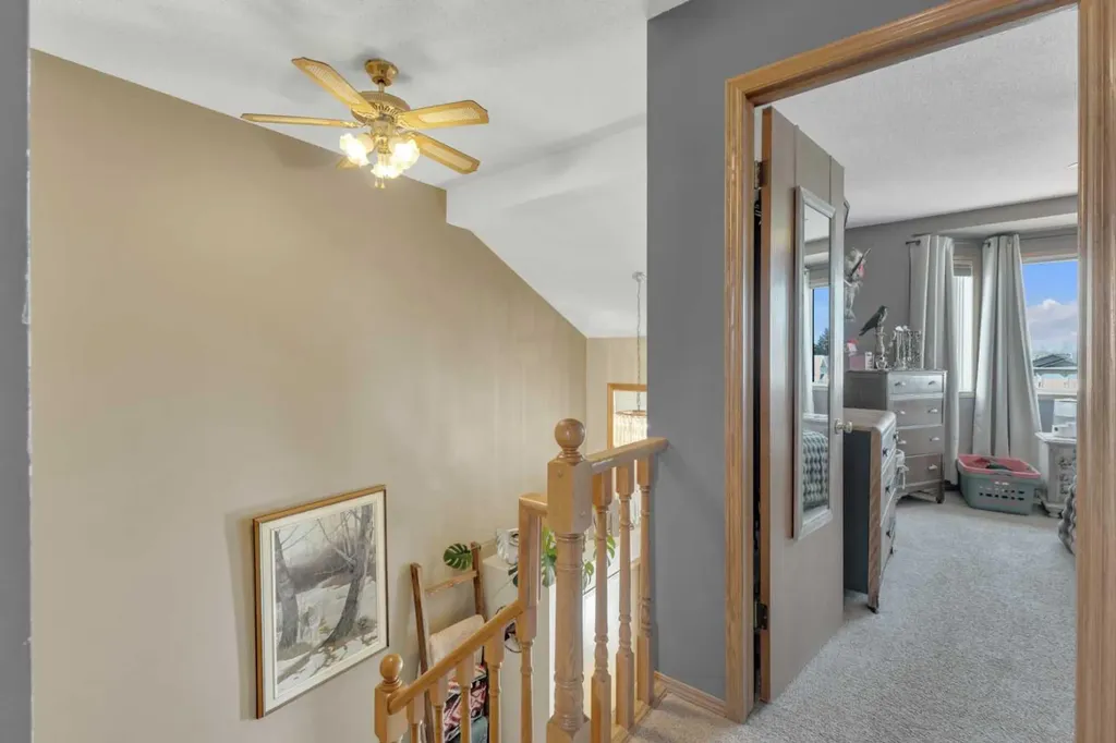 6134 52 Street Close Ponoka AB T4J 1E8