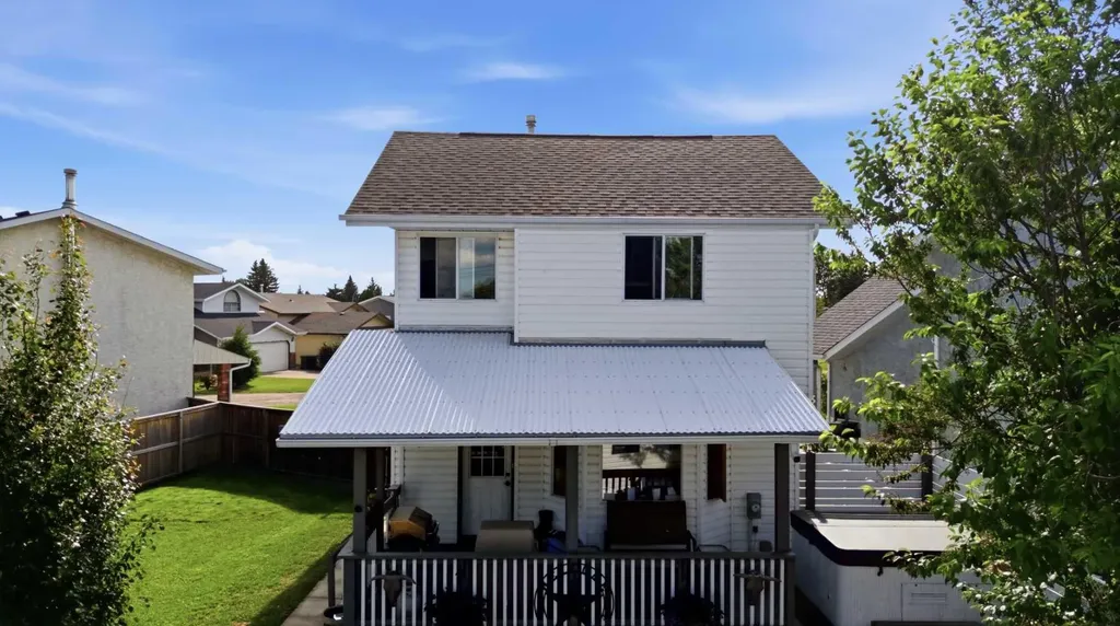 6134 52 Street Close Ponoka AB T4J 1E8