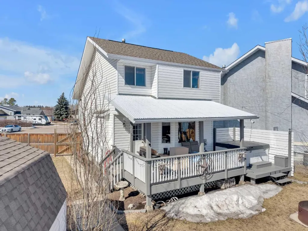 6134 52 Street Close Ponoka AB T4J 1E8
