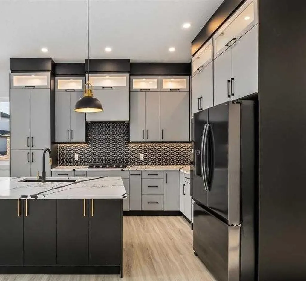 178 Lakewood Crescent Strathmore AB T0J 1Y0