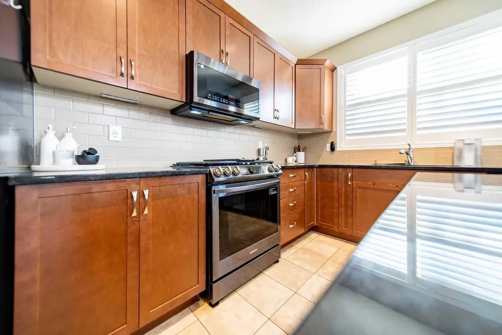 503 Windbrook Heights SW Airdrie AB T4B3X2