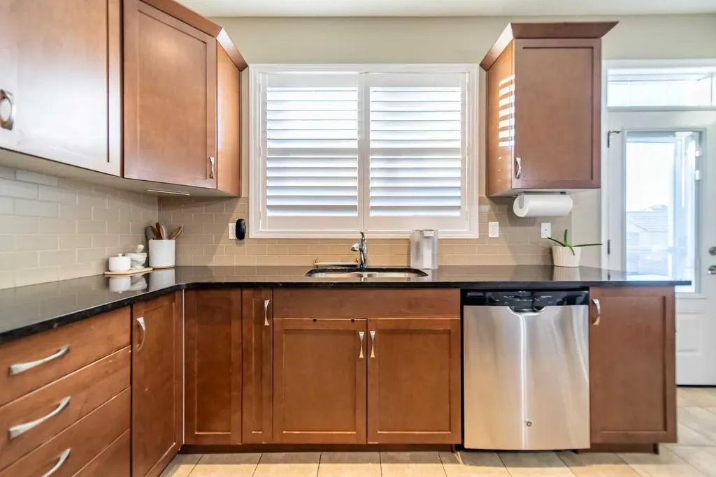 503 Windbrook Heights SW Airdrie AB T4B3X2