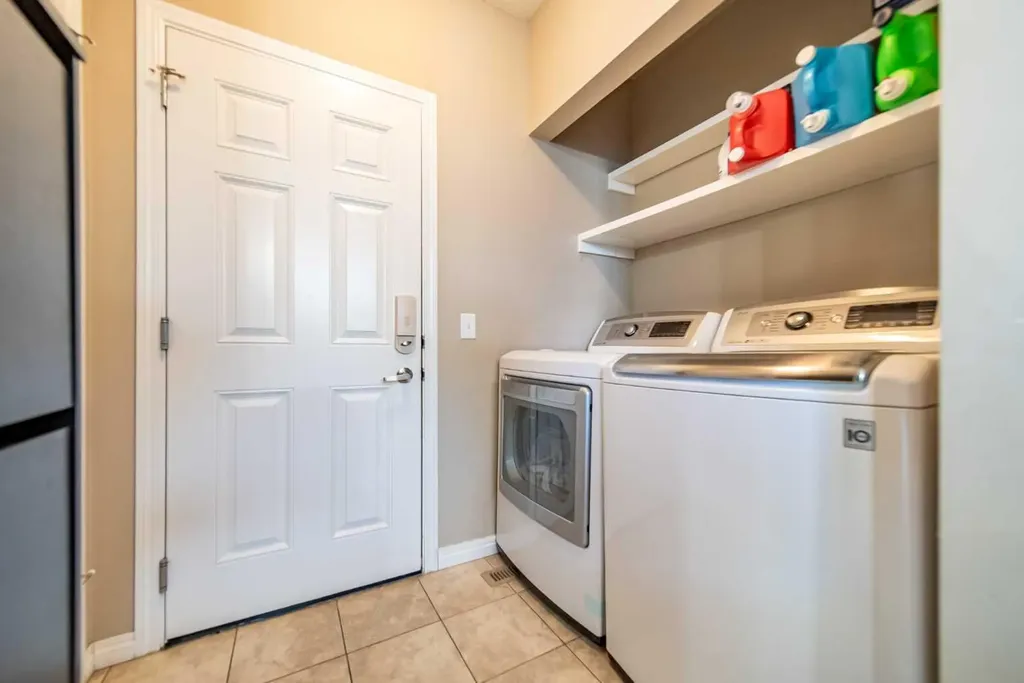503 Windbrook Heights SW Airdrie AB T4B3X2