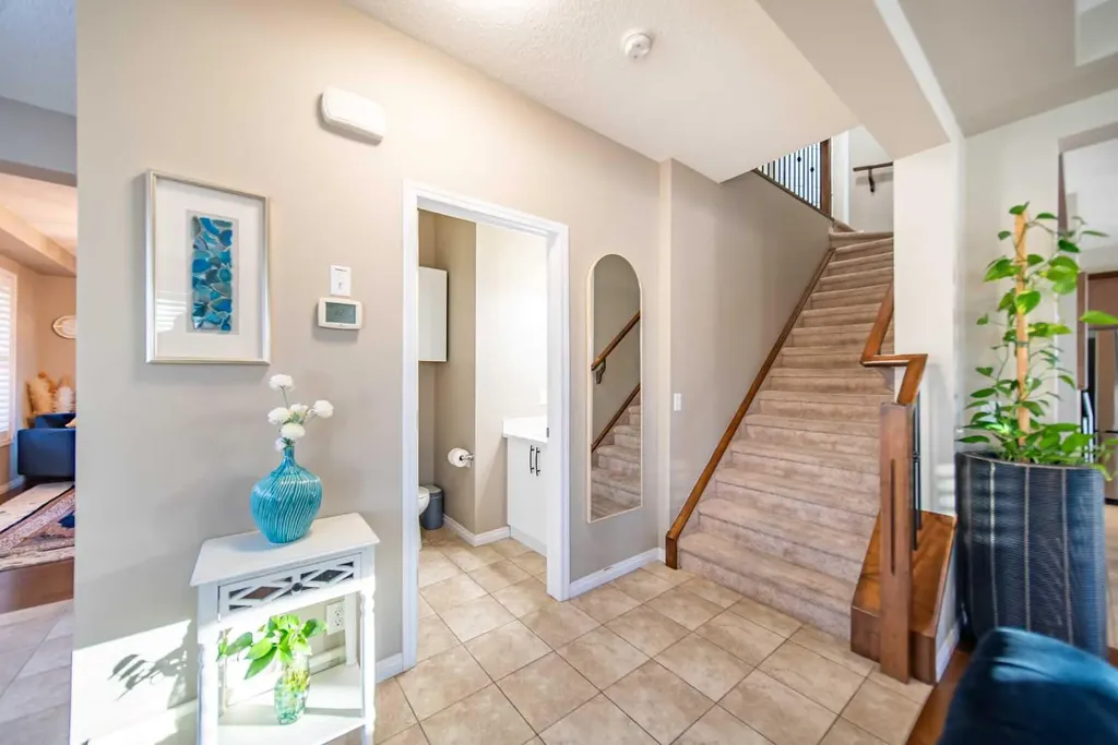 503 Windbrook Heights SW Airdrie AB T4B3X2