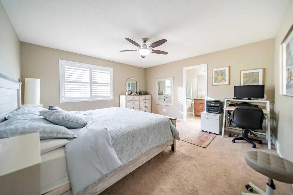 503 Windbrook Heights SW Airdrie AB T4B3X2