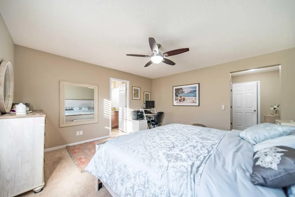 503 Windbrook Heights SW Airdrie AB T4B3X2