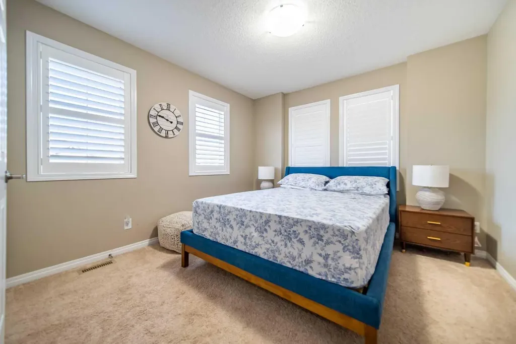 503 Windbrook Heights SW Airdrie AB T4B3X2