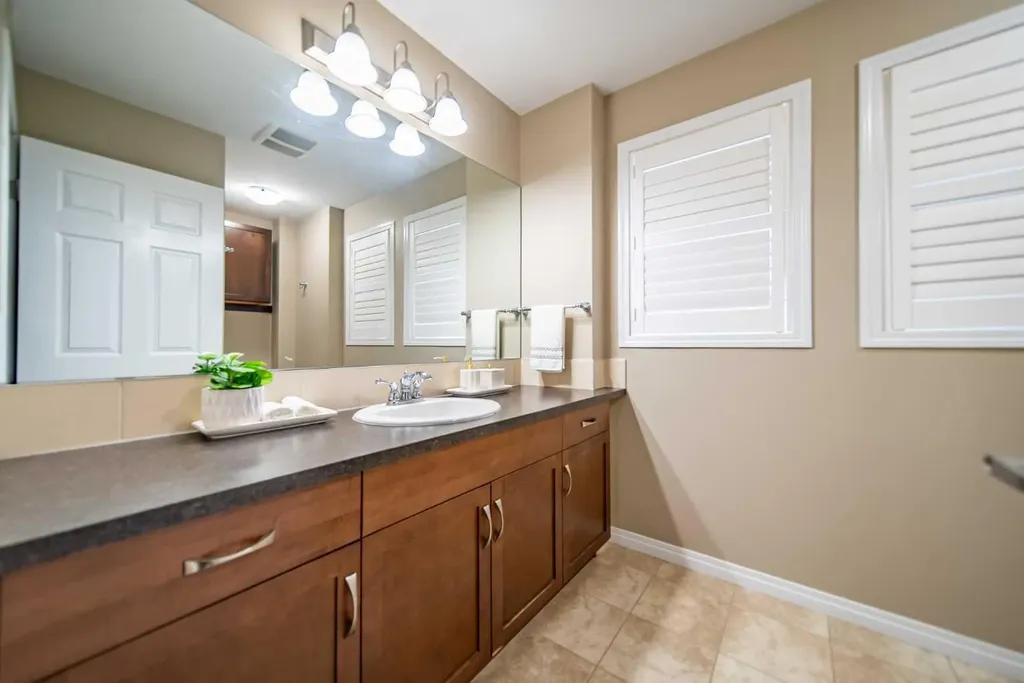 503 Windbrook Heights SW Airdrie AB T4B3X2