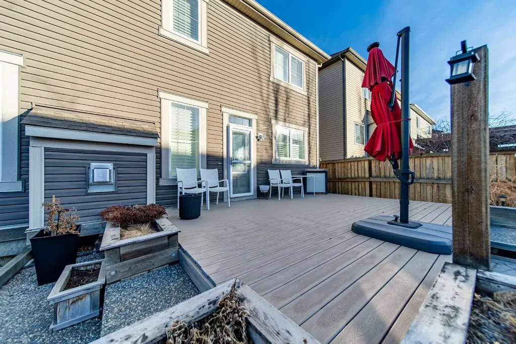 503 Windbrook Heights SW Airdrie AB T4B3X2