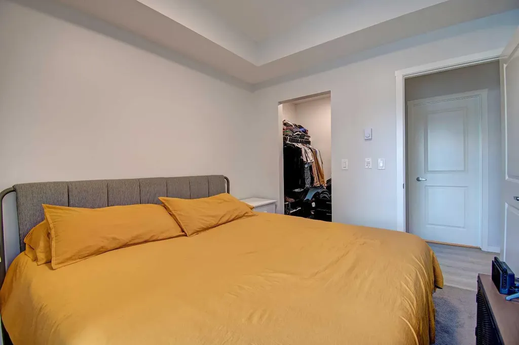 20295 Seton Way SE Calgary AB T3M 3Y9