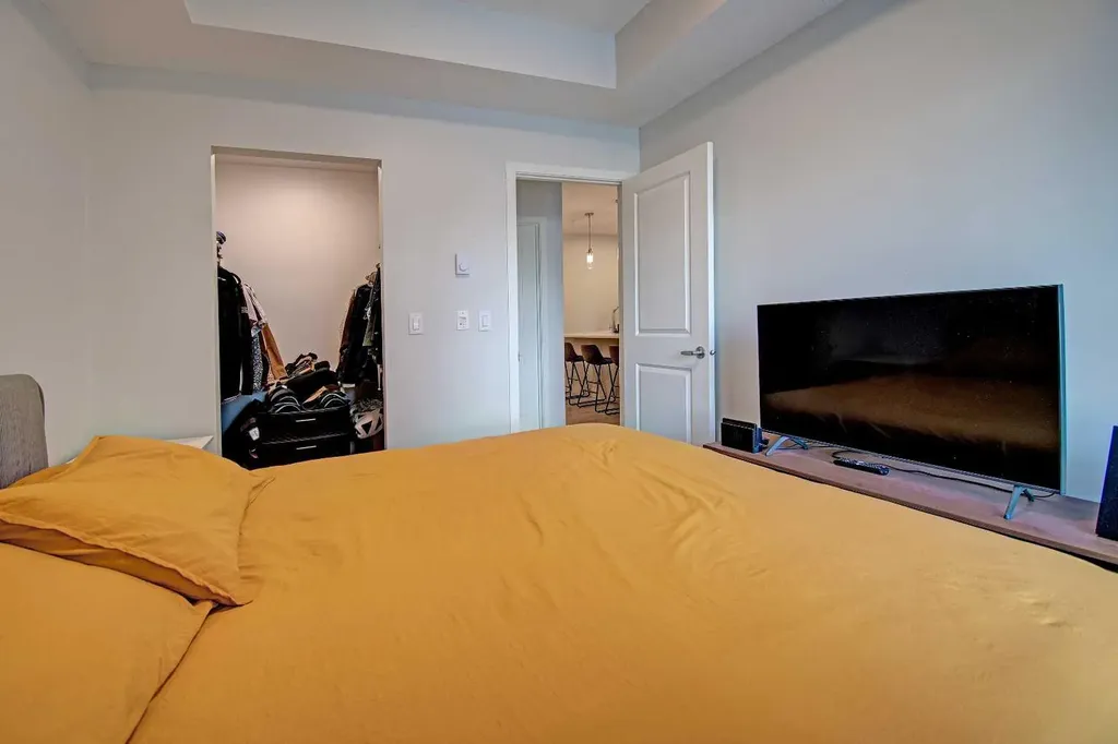 20295 Seton Way SE Calgary AB T3M 3Y9