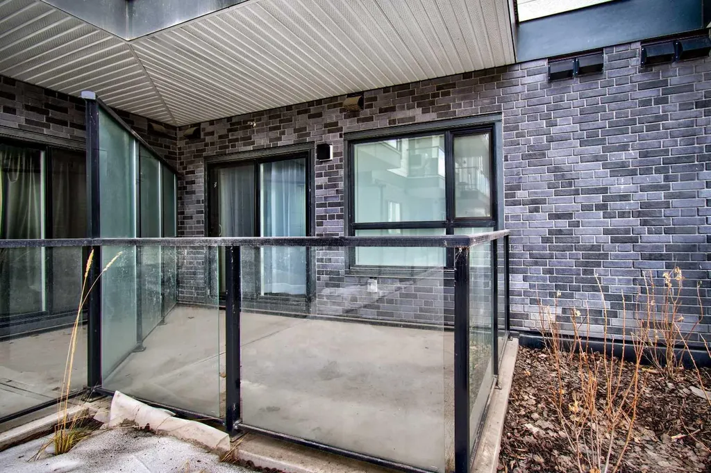 20295 Seton Way SE Calgary AB T3M 3Y9