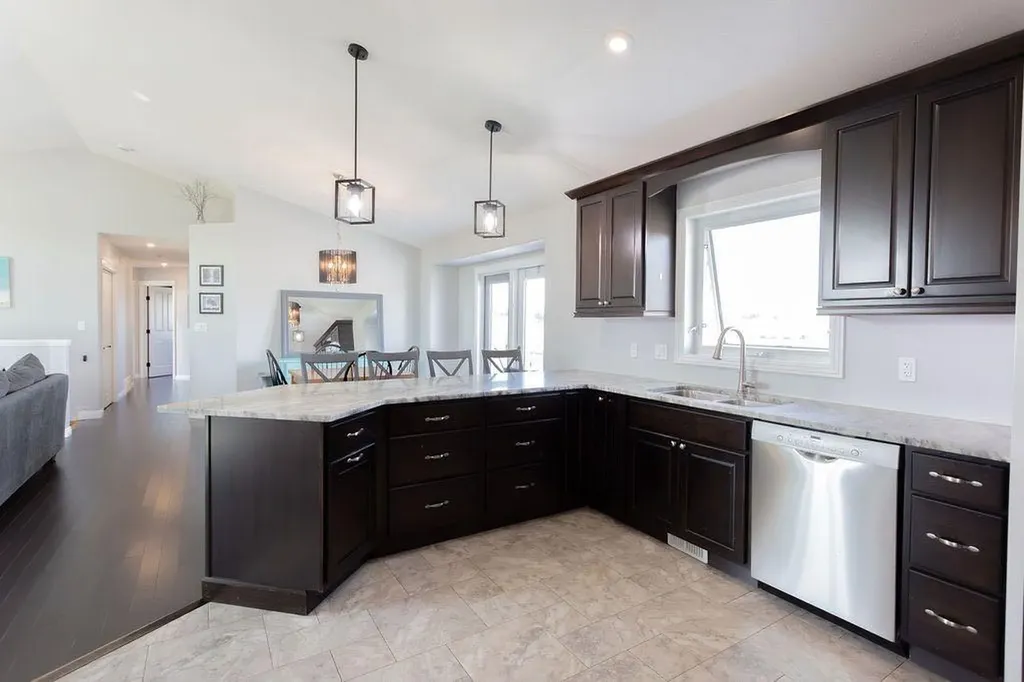 64060 Twp Road 442 Rural Wainwright No. 61 M.d. Of AB T9W 1W1