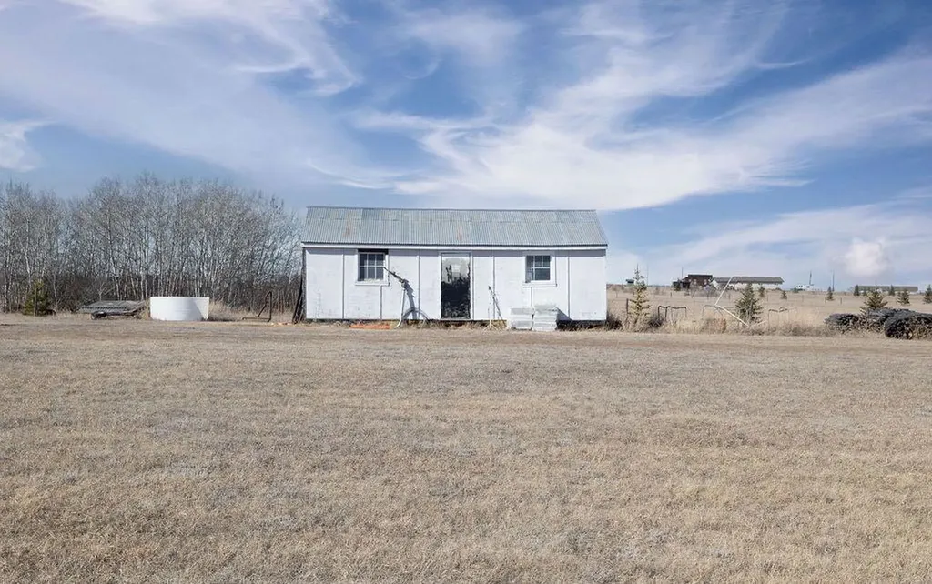 64060 Twp Road 442 Rural Wainwright No. 61 M.d. Of AB T9W 1W1