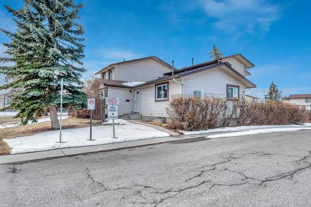 75 Templemont Way NE Calgary AB T1Y 5K8