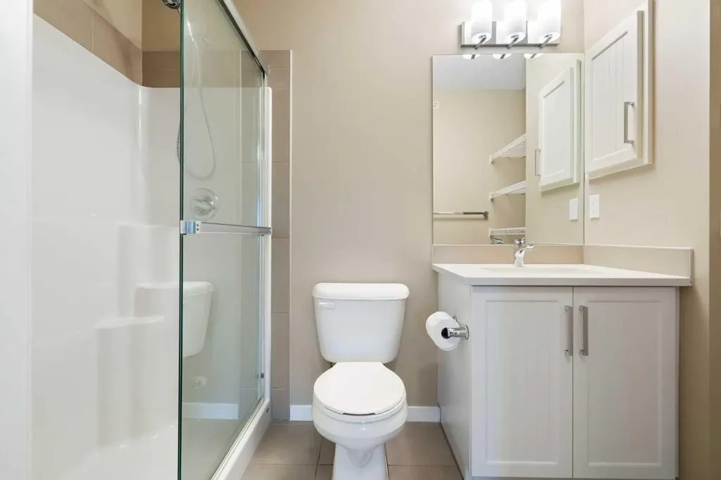 30 Mahogany Mews SE Calgary AB T3M 3H4