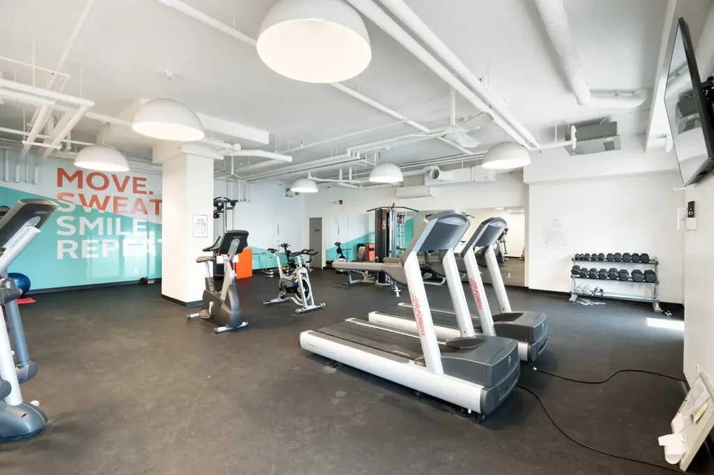 30 Mahogany Mews SE Calgary AB T3M 3H4