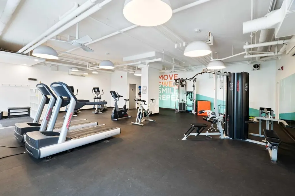 30 Mahogany Mews SE Calgary AB T3M 3H4