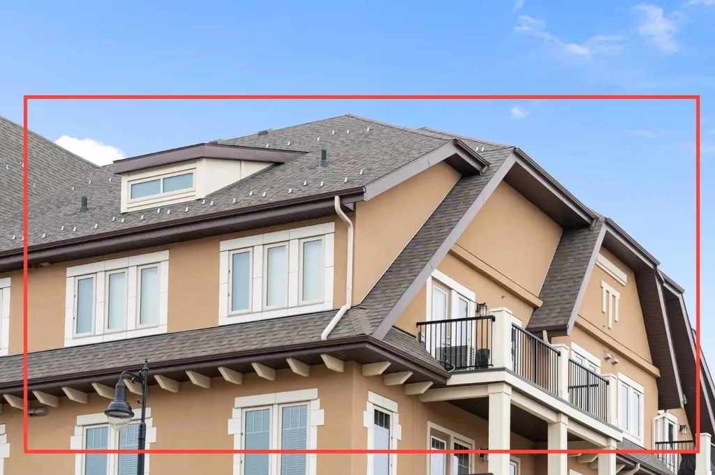30 Mahogany Mews SE Calgary AB T3M 3H4