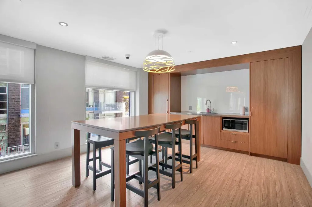 138 Waterfront Court SW Calgary AB T2P 1L1