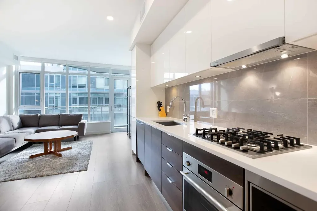 138 Waterfront Court SW Calgary AB T2P 1L1
