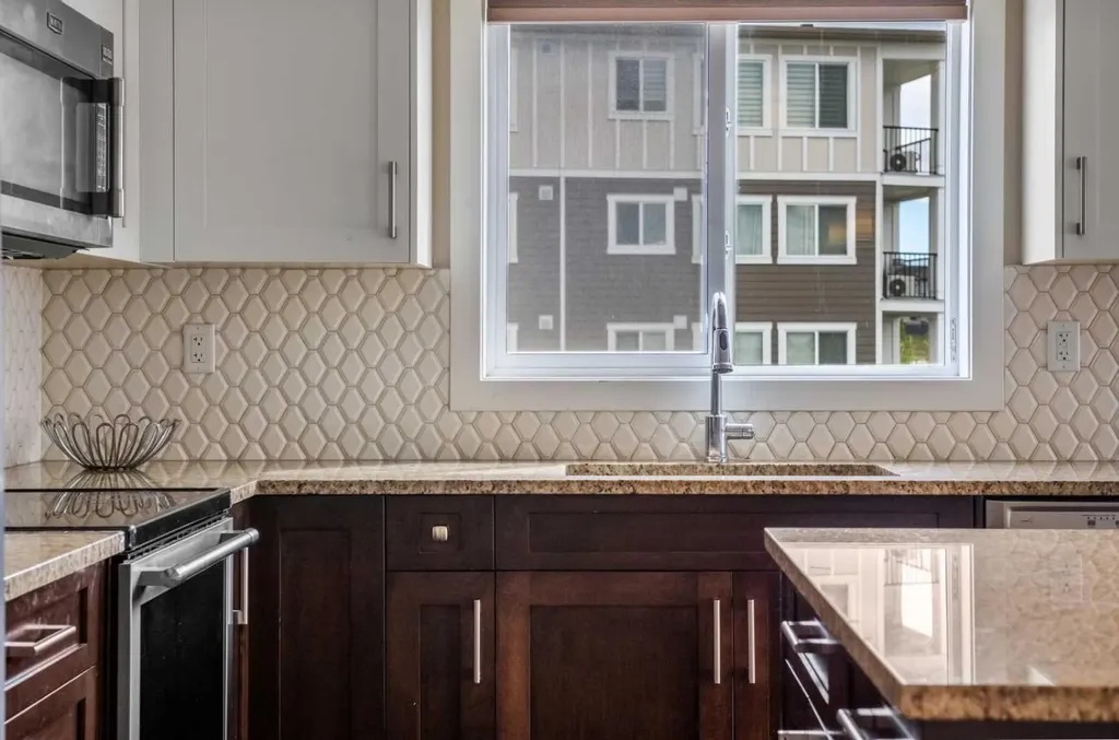 450 Sage Valley Drive NW Calgary AB T3R 0V5