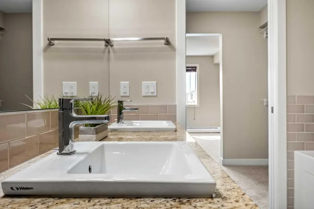 450 Sage Valley Drive NW Calgary AB T3R 0V5
