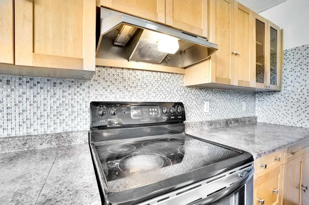 26 Falmead Bay NE Calgary AB T3j 1H2