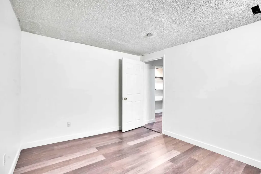 26 Falmead Bay NE Calgary AB T3j 1H2