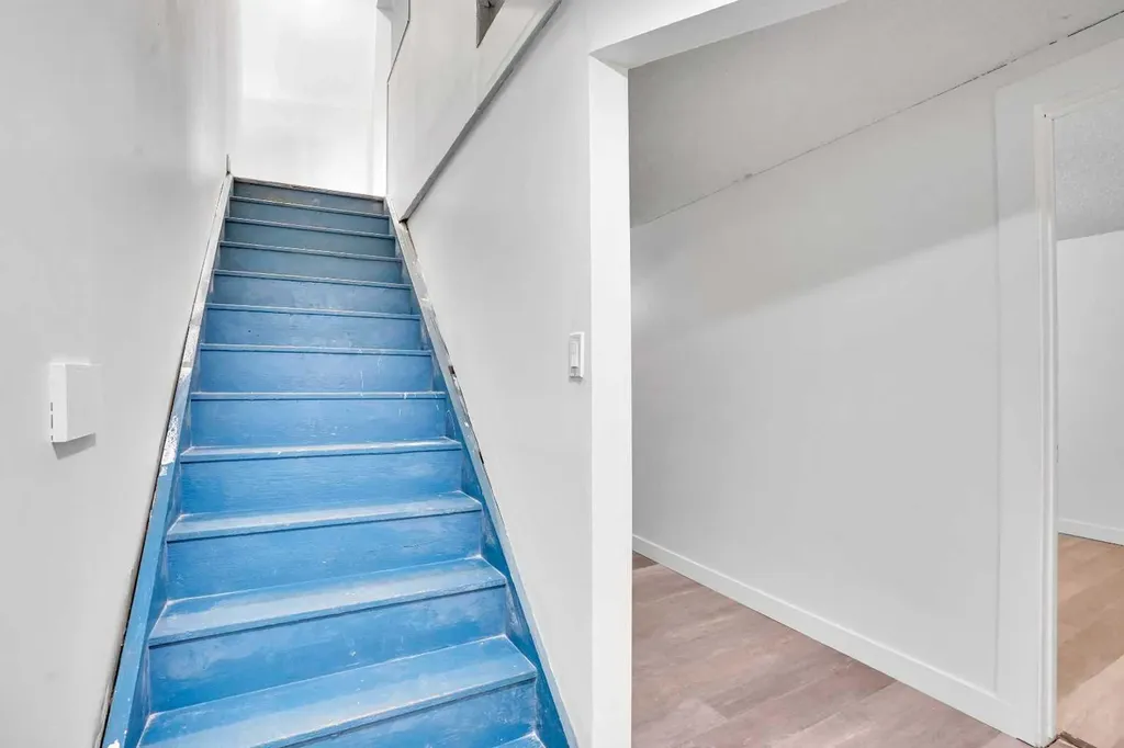 26 Falmead Bay NE Calgary AB T3j 1H2