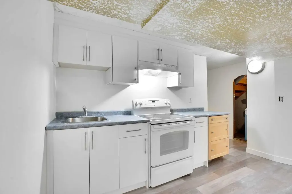 26 Falmead Bay NE Calgary AB T3j 1H2