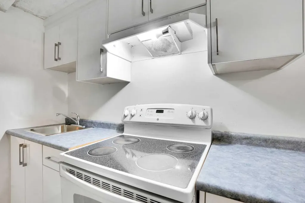 26 Falmead Bay NE Calgary AB T3j 1H2