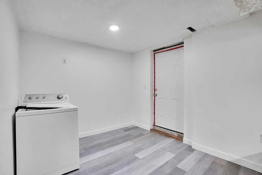 26 Falmead Bay NE Calgary AB T3j 1H2
