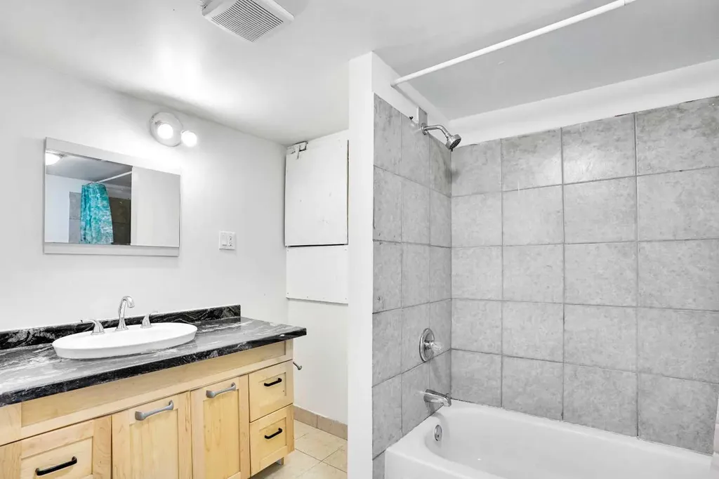 26 Falmead Bay NE Calgary AB T3j 1H2
