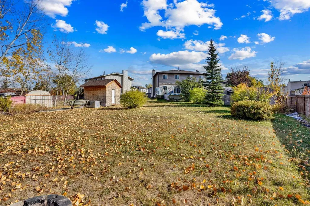 26 Falmead Bay NE Calgary AB T3j 1H2