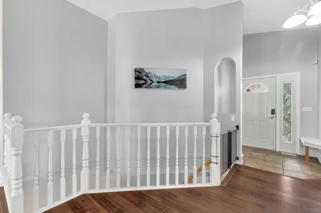 5508 49 Avenue Alix AB T0C 0B0
