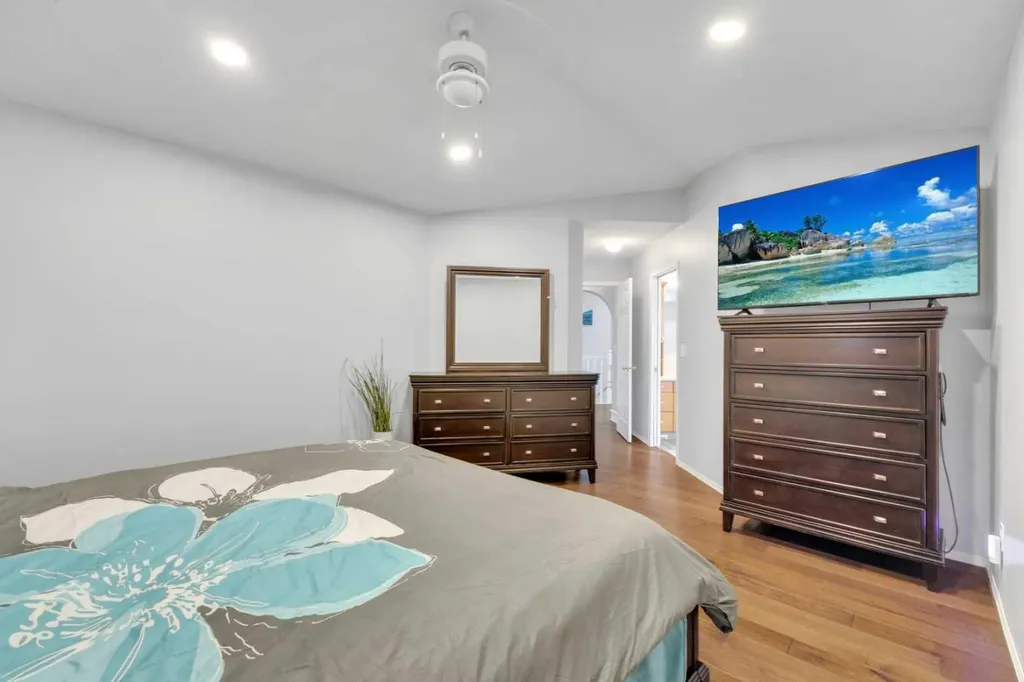 5508 49 Avenue Alix AB T0C 0B0