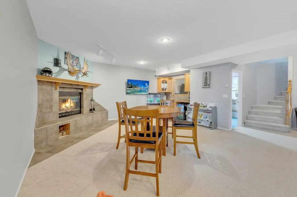 5508 49 Avenue Alix AB T0C 0B0
