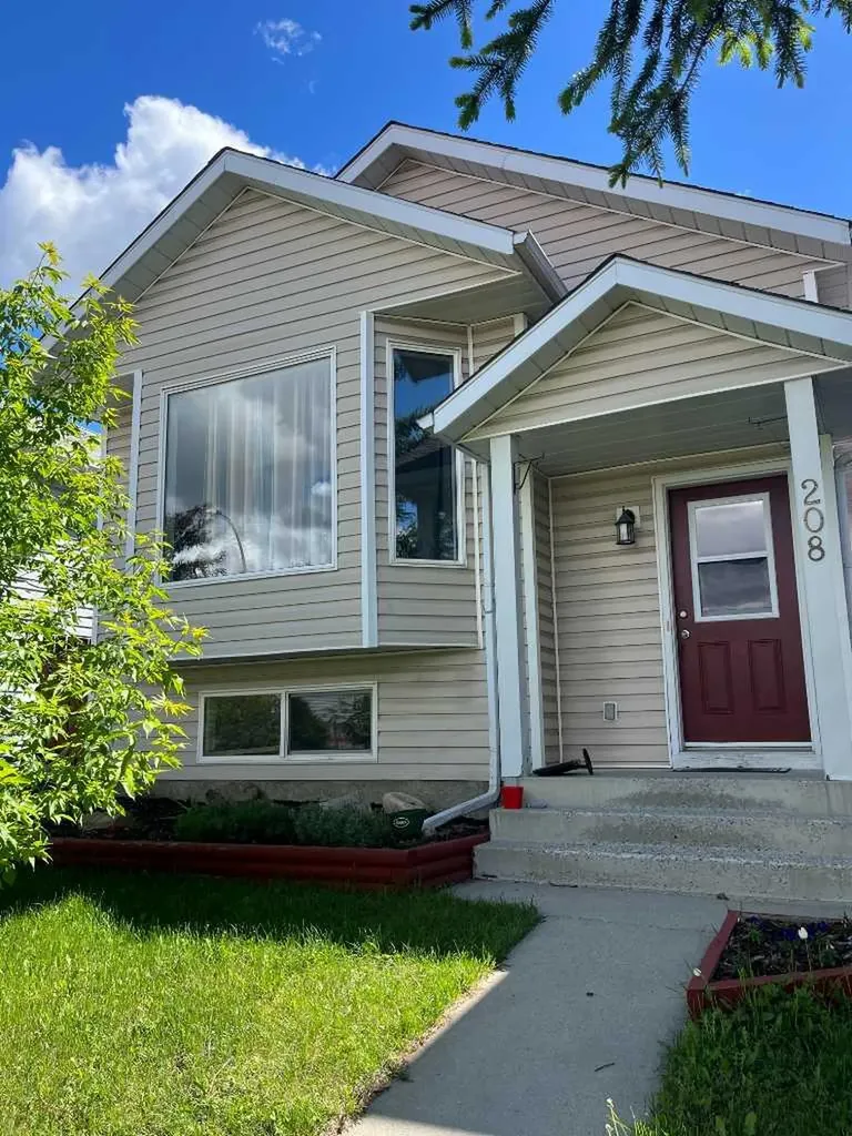 208 Erin Meadow Green SE Calgary AB T2B 3G3