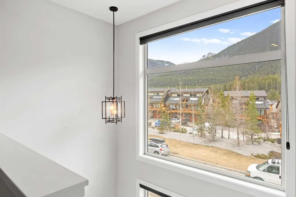 102 Stewart Creek Rise Canmore AB T1W 0K6