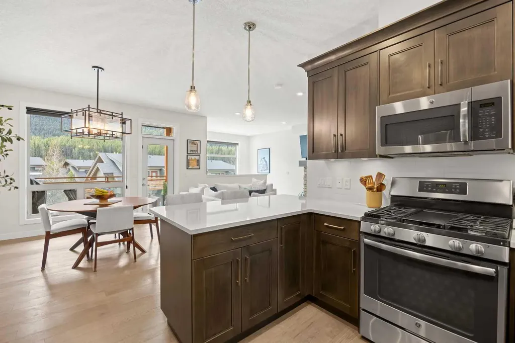 102 Stewart Creek Rise Canmore AB T1W 0K6