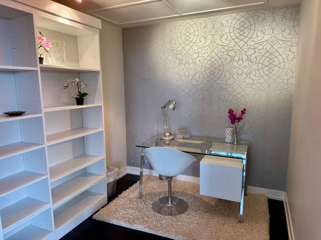 222 Riverfront Avenue SW Calgary AB T2P 0W3