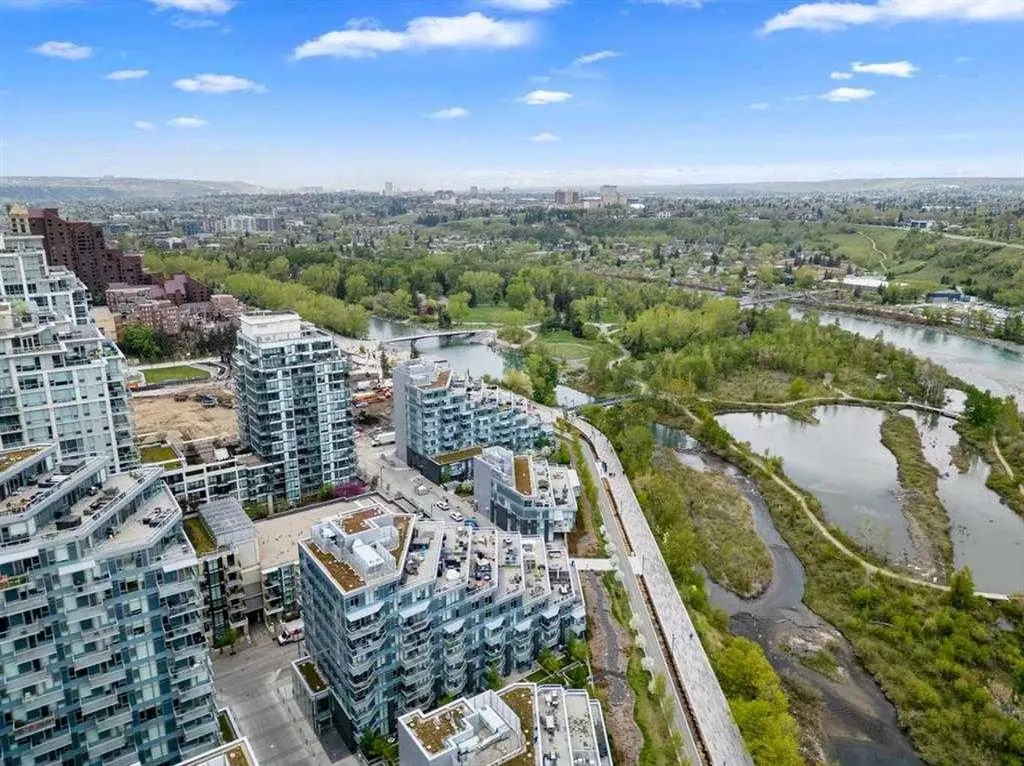 222 Riverfront Avenue SW Calgary AB T2P 0W3