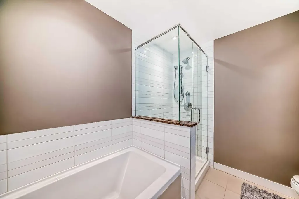 222 Riverfront Avenue SW Calgary AB T2P 0W3