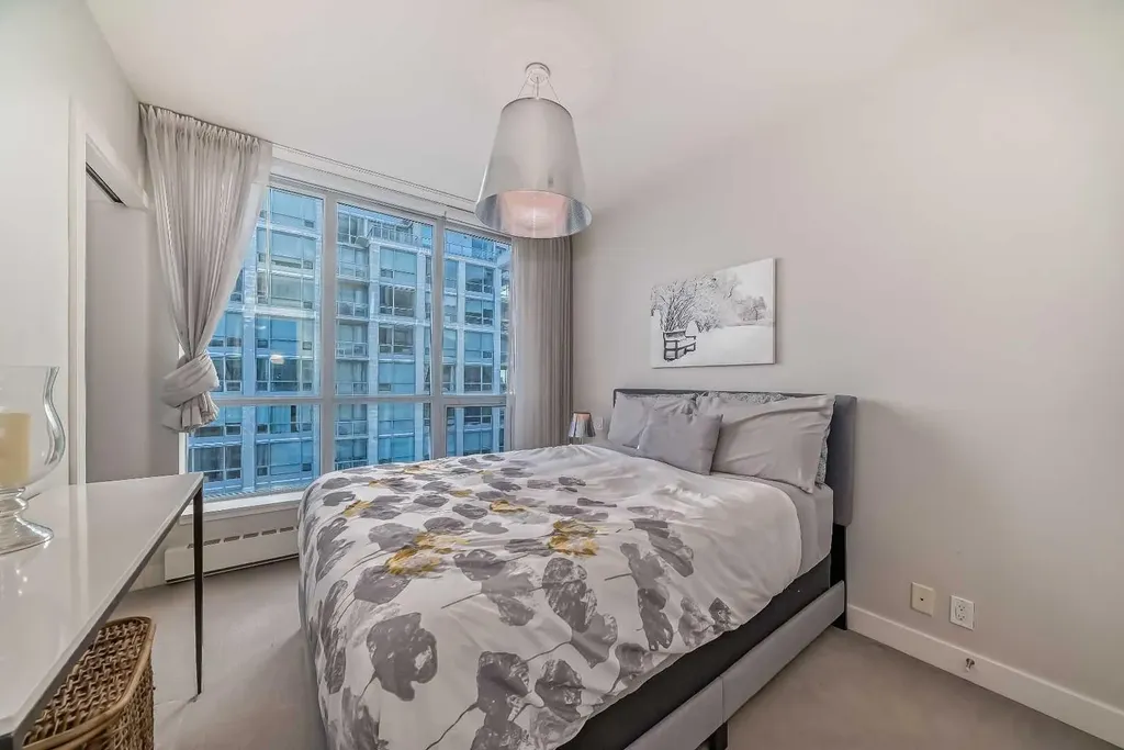 222 Riverfront Avenue SW Calgary AB T2P 0W3