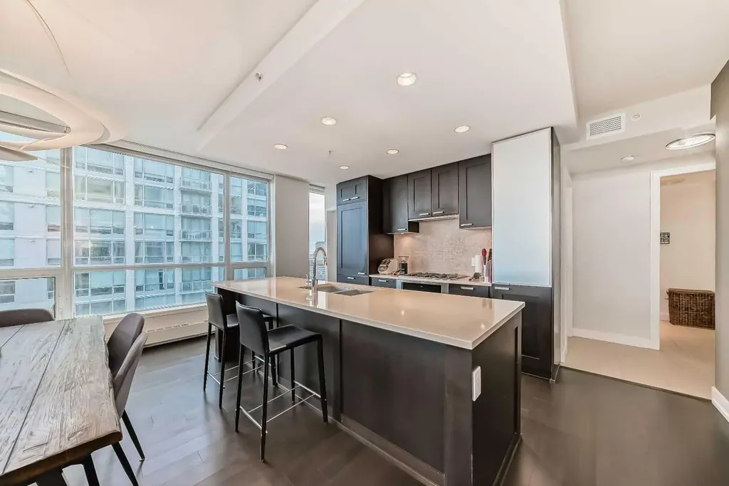 222 Riverfront Avenue SW Calgary AB T2P 0W3