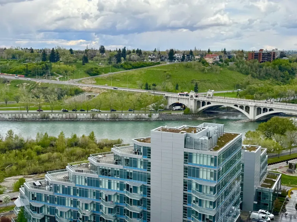 222 Riverfront Avenue SW Calgary AB T2P 0W3